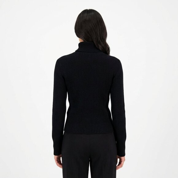 Sweater - Picture 8 of 8